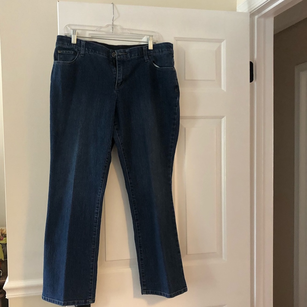 New w/out tags woman’s Christopher and Banks jeans